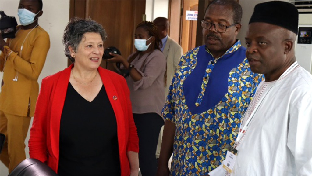 Renforcement des liens scientifiques franco-camerounais : visite de la PDG de l’IRD à l’IMPM